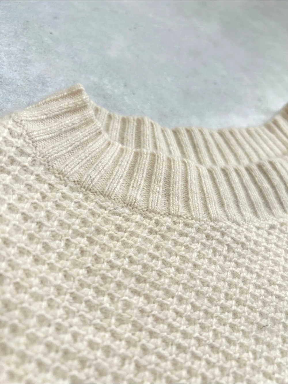 Everlane The ReCashmere Stroopwafel Crew Sweater - Bone | Size M